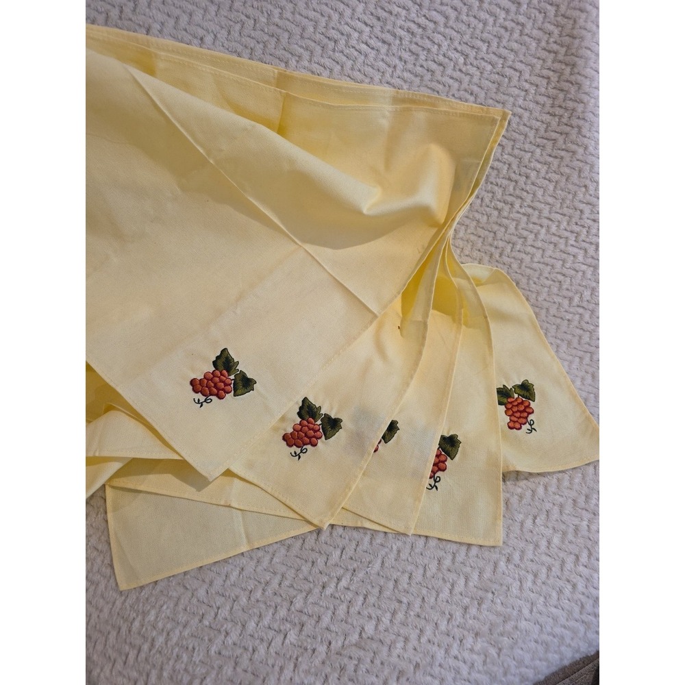 VTG Waverly Garden Room Cloth Napkins‎ Yellow W/ Grape Clusters Set Of 5 19"x20"